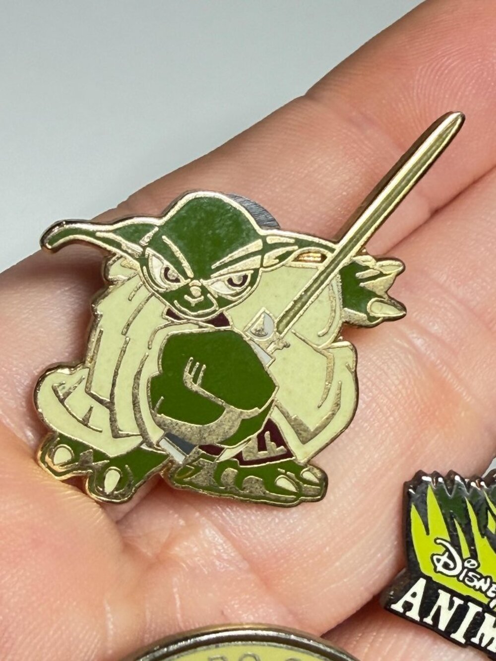 Vintage Disney Pins Set of 3 Animal Kingdom Star Wars Yoda - Picture 5 of 10